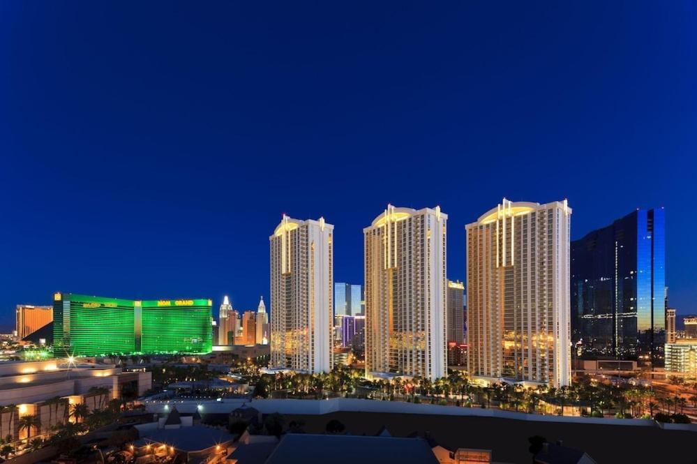 The Signature At Mgm Grand By Suiteness ラスベガス エクステリア 写真